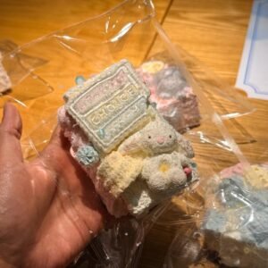 827 KALA Bunny Rattle Flocked / KALA うさぎガラガラ・フロック加工