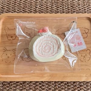 88004 Kankan Swiss Roll (Frozen Cheese Texture Series) / 侃侃是侃爷 ロールケーキ (フローズンチーズ触感シリーズ)