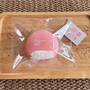 88017 Kankan Strawberry Mochi (Cream Clay Texture Series) / 侃侃是侃爷 いちごもち (クリームクレイ触感シリーズ)