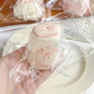 89008 Kaka Jiang Squishy Peach Pudding - Transparent (Soft Cream Paste Texture Series) / 咔咔酱捏捏 ピーチプリン・透明 (ソフトクリームペースト触感シリーズ)