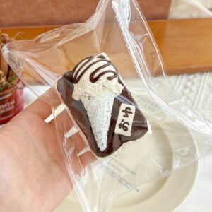 89017 Kaka Jiang Squishy Mint Chocolate Ice Cream Cake (Soft Cream Paste Texture Series) / 咔咔酱捏捏 ミントチョコアイスケーキ (ソフトクリームペースト触感シリーズ)