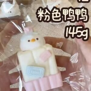 188069 LeeYaoo Pink Duck (New Texture Series) / 犁垚 粉色鸭鸭(新手感触感系列)
