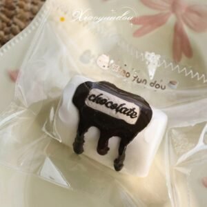 181000 Little Yundou Molten Chocolate (Thick Clay Texture Series) / 小小小小小芸豆 流心巧克力(厚泥手感系列)