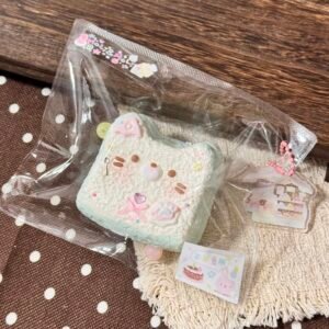 91013 Moli & Moli Kitty Toast (Cream Paste Texture Series) / Moli&Moli捏捏 子猫トースト (クリームペースト触感シリーズ)