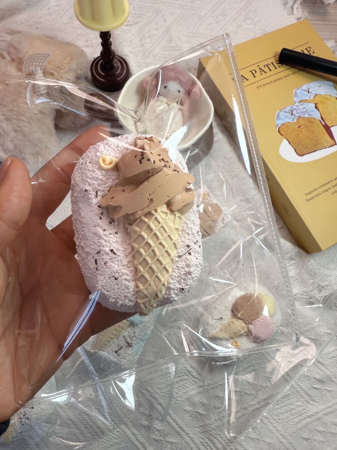 177042 Momo Moon Cream-Topped Mini Senbei (Dry Milk Clay Texture Series) / 默月 奶油顶小仙贝(干奶泥)
