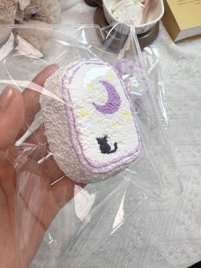 Momo Moon