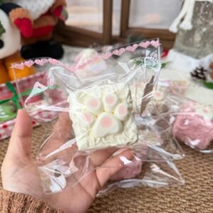 128057 Mumu Nienie Spring Cat Paw Cheese Block (Dry Milk Cake Texture Series) / 木木捏捏 春猫爪奶酪块（干奶糕触感系列）