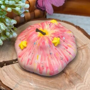 96000 Squishy Museum Reclining Apple (Yogurt Clay Texture Series) / 捏捏博物馆 寝そべりりんご (ヨーグルトクレイ触感シリーズ)