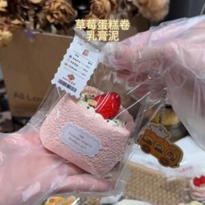 34044 NAIPI Strawberry Cake Roll / NAIPI 草莓蛋糕卷