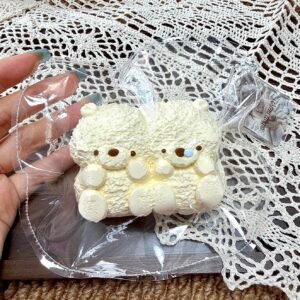 160013 Nohara Nienie Two Little Bears (Dry Milk Cake Clay Texture Series) / 野原捏一捏 两只小熊 (干奶糕触感系列)