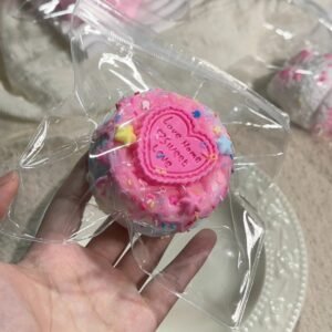 82057 Pipi Bear Heart Cake (Yogurt Clay Texture Series) / Pipi熊 爱心蛋糕(酸奶泥)