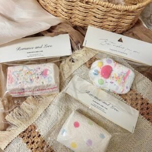 138000 Qidian Nie White Cat Paw Bar (Cream Cheese Clay Texture Series) / 七点捏 白色猫爪条 (干酪泥触感系列)