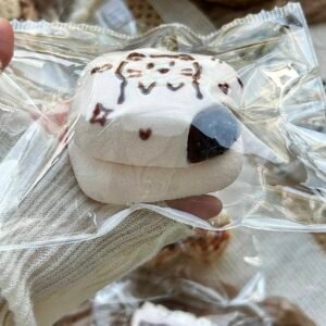 138005 Qidian Nie Hand-Painted Kitten Double Lava Velvet (Cream Clay Texture Series) / 七点捏 手绘小猫双层流心丝绒 (奶油泥触感系列)
