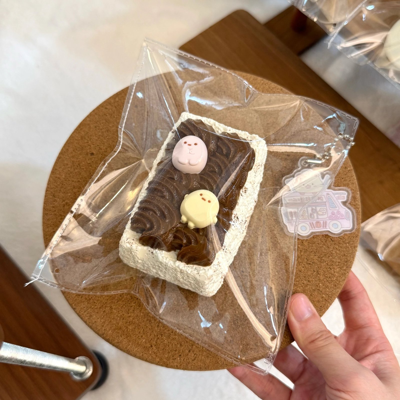 172005 Relax Cocoa Dango Toast (Light Cream Texture Series) / 放轻松捏 可可圆子吐司(轻奶油)