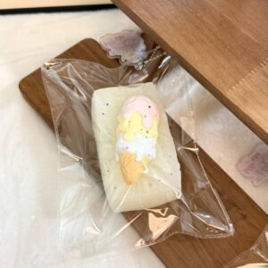 172014 Relax Ice Cream Rice Cake Mille Crepe (Rice Cake Clay Texture Series) / 放轻松捏 冰激凌糍粑千层(米糕泥)