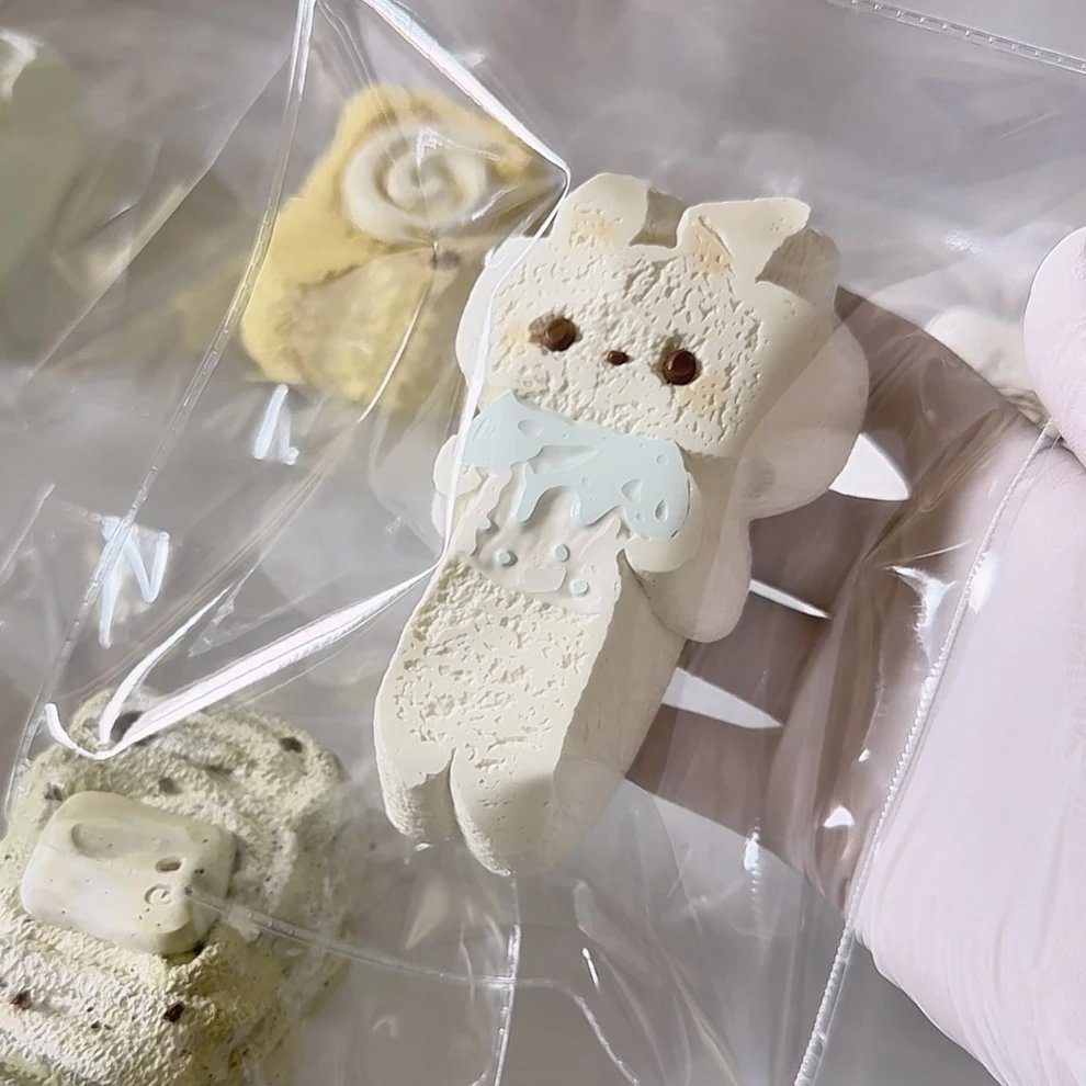 116050 Suredodo Dazed Bunny Long Bar (Glutinous Taro Clay Texture Series) / Suredodo苏惹多多 呆呆兔长条(糯芋泥触感系列)