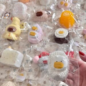 120003 Teddybear Mini Ice Cream Ball Dada Duck Senbei (Glutinous Cream Texture Series) / Teddybear 小さなアイスクリームボールダダアヒルせんべい (もちクリーム触感シリーズ)