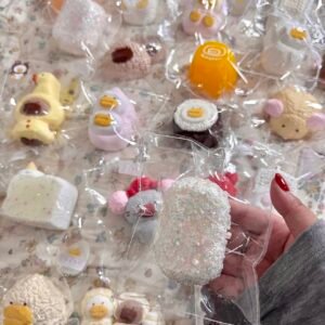 120027 Teddybear Mini Popping Candy Senbei (Glutinous Cream Texture Series) / Teddybear 小さなポッピングキャンディせんべい (もちクリーム触感シリーズ)