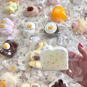 120028 Teddybear Crushed Star Toast (Soft Squeeze-Dry Texture Series) / Teddybear 砕けた星トースト (ソフトスクイーズドライ触感シリーズ)