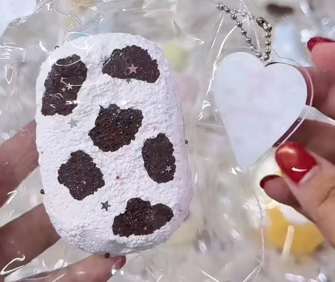 120033 Teddybear Strawberry Milk Senbei (Soft Squeeze-Dry Texture Series) / Teddybear いちごミルクせんべい (ソフトスクイーズドライ触感シリーズ)