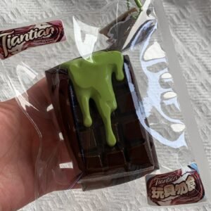 184019 TIANTIAN Matcha Filled Chocolate Board (Glutinous Rice Cake Clay Texture Series) / 天天天天 抹茶流心巧克力板(糍粑泥触感系列)
