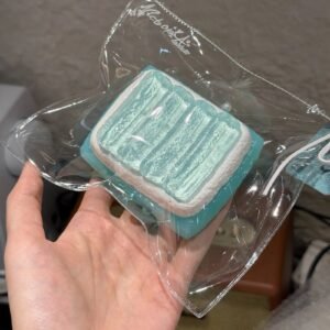124018 Victoria Kuangnie Jade Candy / 维多利亚狂捏 碧玉糖
