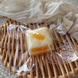 86009 Vanilla Bapu Filled Glutinous Rice Cake (Rich Chewy Clay Texture Series) / 香草吧噗 クリーム入りもち (濃厚もちもちクレイ触感シリーズ)