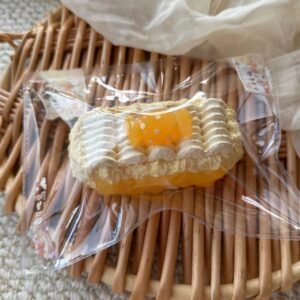 86010 Vanilla Bapu Cream Long Toast (Rich Chewy Clay Texture Series) / 香草吧噗 クリームロングトースト (濃厚もちもちクレイ触感シリーズ)