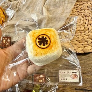 201000 Wandou Rice Grid Cake (Light Cream Texture Series) / wandou捏捏 米字糕（轻奶油触感系列）