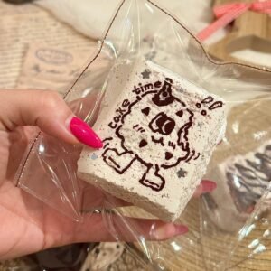 43033 Weini Studio Cookie Biscuit Toast (Glutinous Milk Cake Clay Texture Series) / Weini Studio 曲奇饼干吐司（糯奶糕泥触感系列）