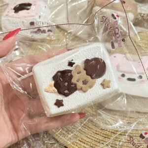 43044 Weini Studio Ice Cream Milk Cake Cube (New Cream Clay Texture Series) / Weini Studio 冰激凌奶糕块(新奶油泥触感系列)