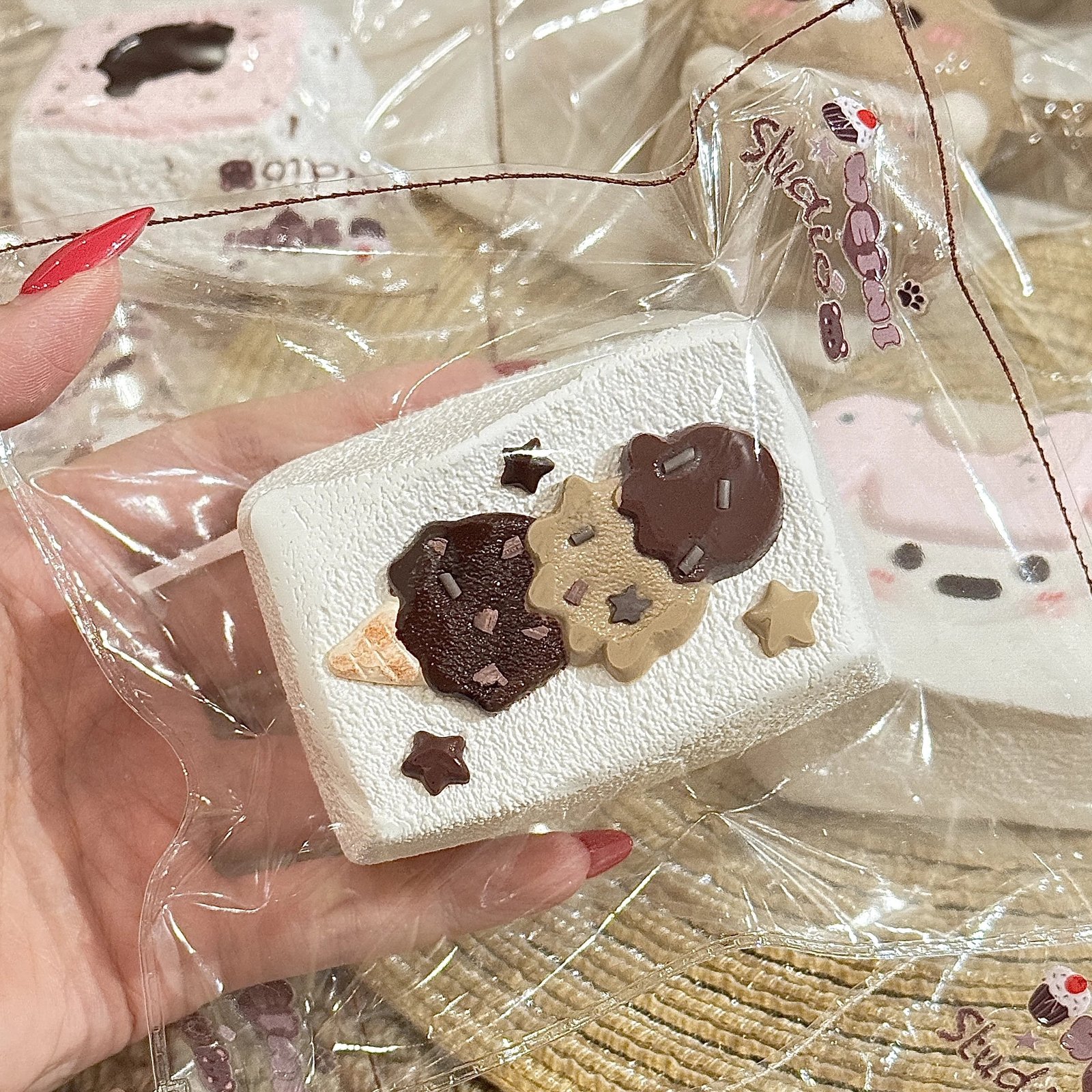 43044 Weini Studio Ice Cream Milk Cake Cube (New Cream Clay Texture Series) / Weini Studio 冰激凌奶糕块(新奶油泥触感系列)