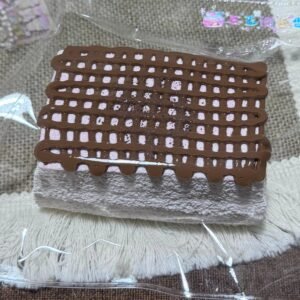 112005 Wuwu Studio Chocolate Drizzle Cake / 五五studio チョコレートソースケーキ