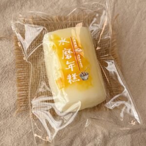 196008 Xiaopi Nienie Stone-Ground Rice Cake (Clay Feel Texture Series) / 小屁捏捏 年糕（泥感触感系列）