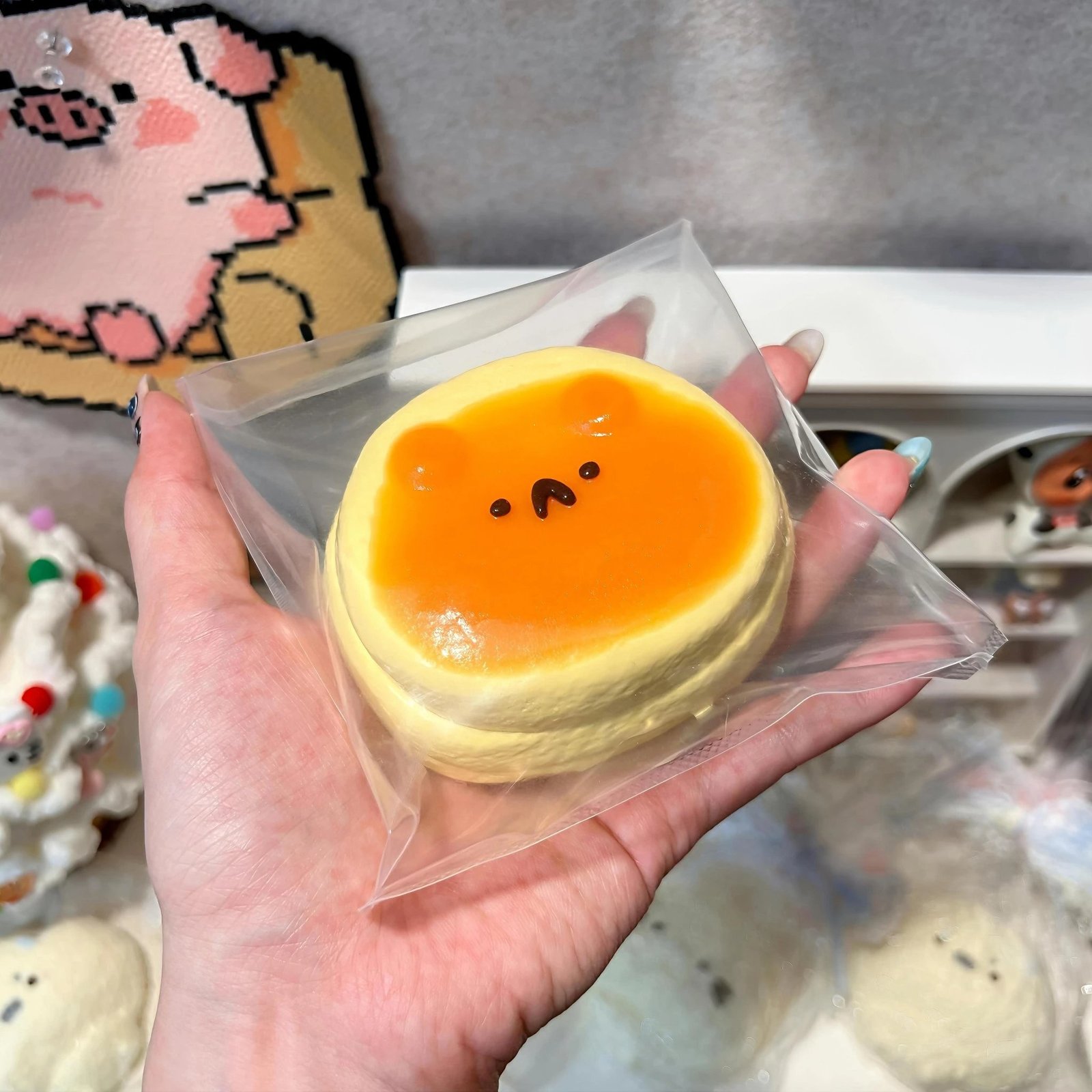 125005 Xiu Maomi Nienie Pancake Mouse (Burst Water Texture Series) / 修猫咪捏捏 松饼鼠鼠 (爆浆水感触感系列)