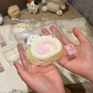 178007 Xiao Shui Yi Bunny Swiss Roll (Bursting Water Cream Clay Texture Series) / 小睡伊 兔兔瑞士卷（爆浆水奶油）