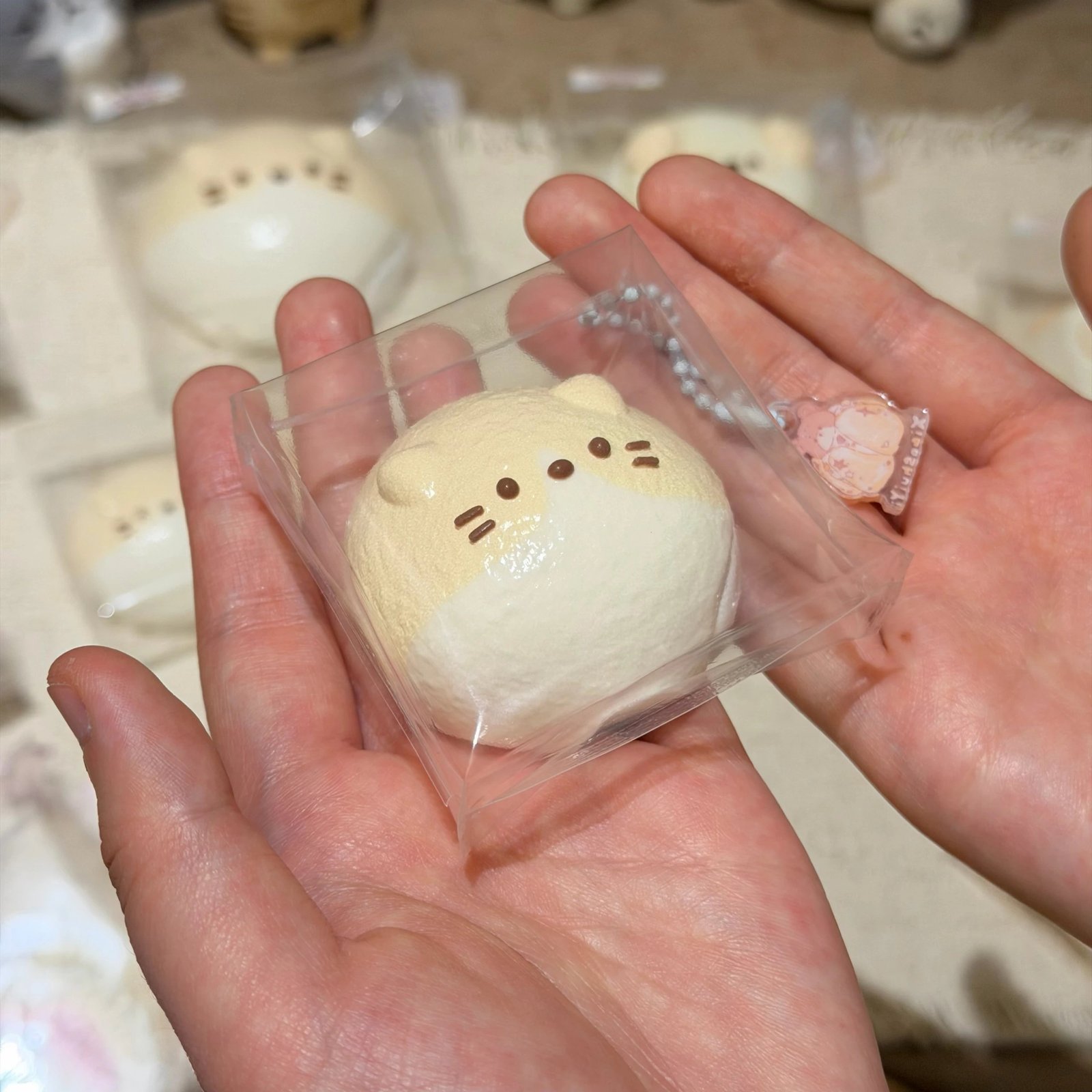 178012 Xiao Shui Yi Cat Dango Mini (Bursting Water Cream Clay Texture Series) / 小睡伊 猫猫团子小号(爆浆水奶油)