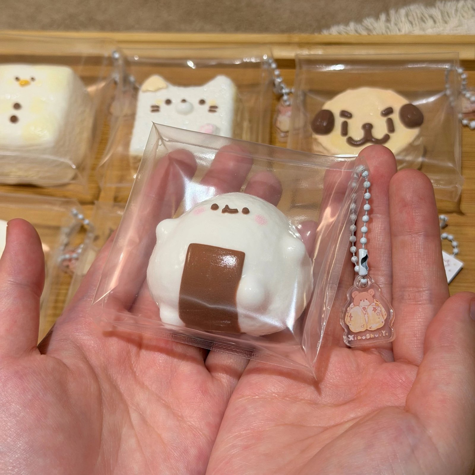 178046 Xiao Shui Yi Rice Ball (Bursting Water Cream Clay Texture Series) / 小睡伊 饭团子(爆浆水奶油)