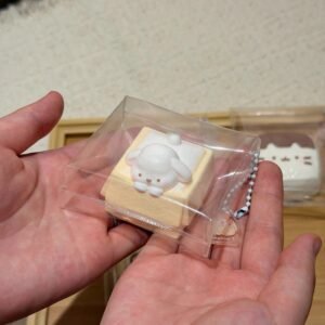 178058 Xiao Shui Yi Bunny Box (Bursting Water Cream Clay Texture Series) / 小睡伊 小兔纸箱(爆浆水奶油)