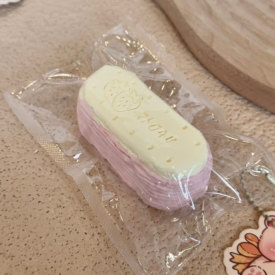 173038 Xiao Ya Cai Cai Strawberry Bar (Frozen Low-Resistance Clay Texture Series) / 小牙菜菜 草莓条(冰冻降阻版)