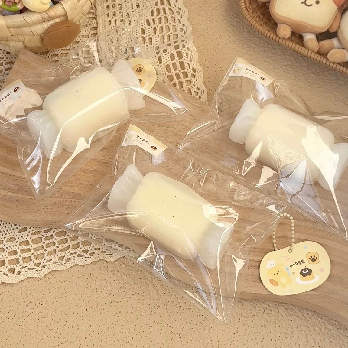 173128 Xiao Ya Cai Cai Durian Filled Gummy (Frozen Low-Resistance Clay Texture Series) / 小牙菜菜 榴莲夹心软糖(冰冻降阻版)