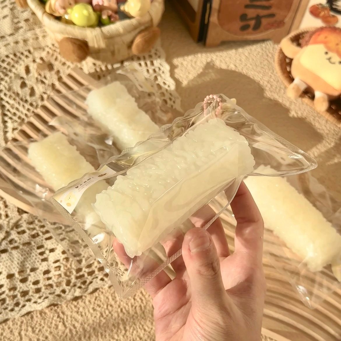 173134 Xiao Ya Cai Cai Glutinous Rice Bar (Frozen Clay Texture Series) / 小牙菜菜 糯米条(冰冻泥)