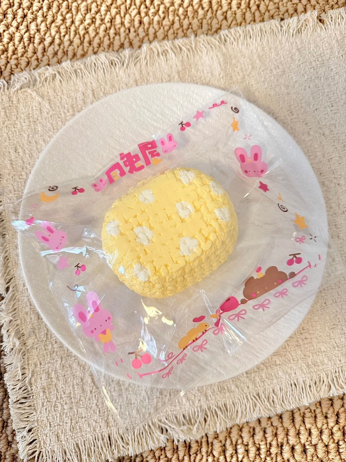 117 YTW Polka Dot Cheese Senbei (Glutinous Cream Texture Series) / YTW 波点奶酪仙贝 (糯奶油触感系列)
