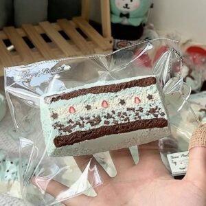 186000 Yumi Nian Nian Thin Chocolate Long Toast Cake (Light Cream Texture Series) / Yumi捏捏 薄巧长吐司蛋糕(轻奶油触感系列)