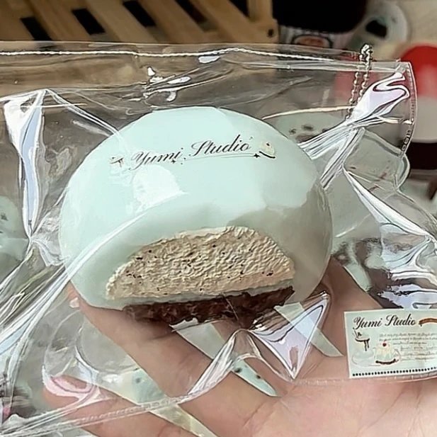 186007 Yumi Nian Nian Thin Chocolate Mochi (Clay Texture Series) / Yumi捏捏 薄巧糯米糍(黏土泥触感系列)
