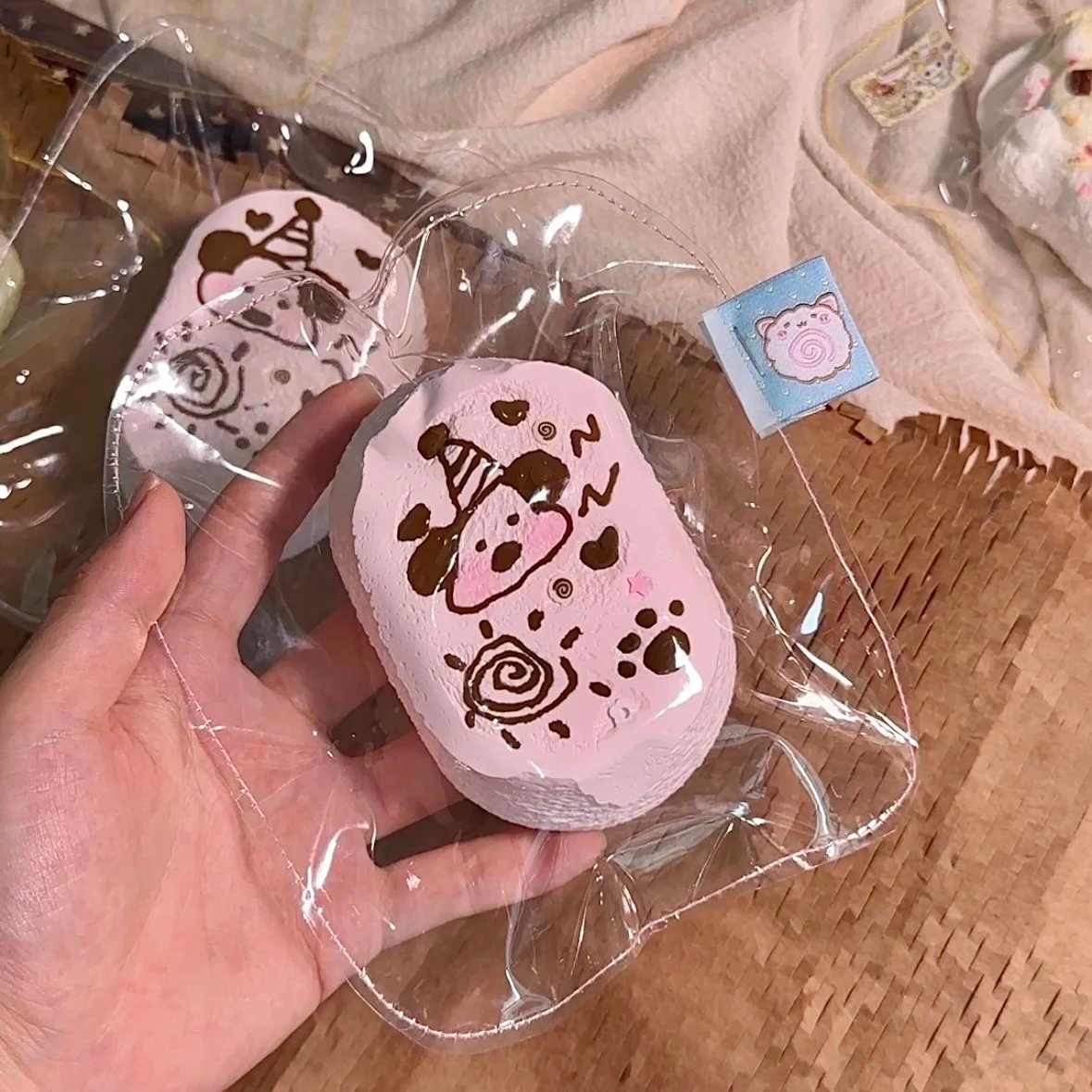 127025 YUTBAOO Birthday Puppy Senbei (Rich Cream Texture Series) / YUTBAOO 生日小狗仙贝 (醇奶油触感系列)