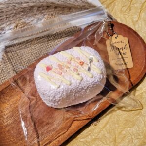 139001 Yizhi Feige Nie Strawberry Cheese Berry Series Malai Senbei (New Dry Clay Texture Series) / 一只肥鸽捏 芝芝莓莓系列 麻赖仙贝(中) (新干噎可塑泥触感系列)