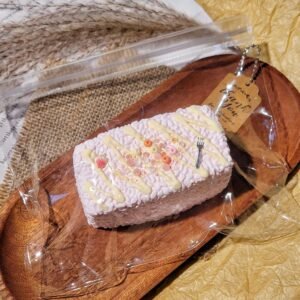 139003 Yizhi Feige Nie Strawberry Cheese Berry Series Long Rice Ball (New Dry Clay Texture Series) / 一只肥鸽捏 芝芝莓莓系列 长饭团 (新干噎可塑泥触感系列)