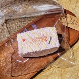 139004 Yizhi Feige Nie Strawberry Cheese Berry Series Mini Long Rice Ball (New Dry Clay Texture Series) / 一只肥鸽捏 芝芝莓莓系列 小号长饭团 (新干噎可塑泥触感系列)