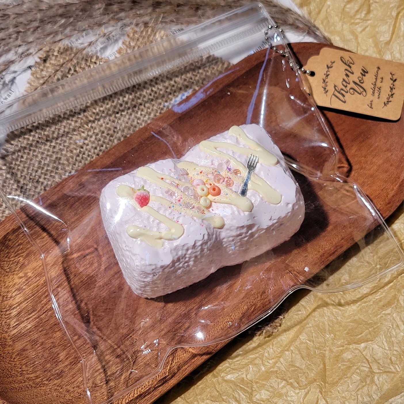 139011 Yizhi Feige Nie Strawberry Cheese Berry Series Thai Milk Double Piece (New Dry Clay Texture Series) / 一只肥鸽捏 芝芝莓莓系列 太奶二连 (新干噎可塑泥触感系列)